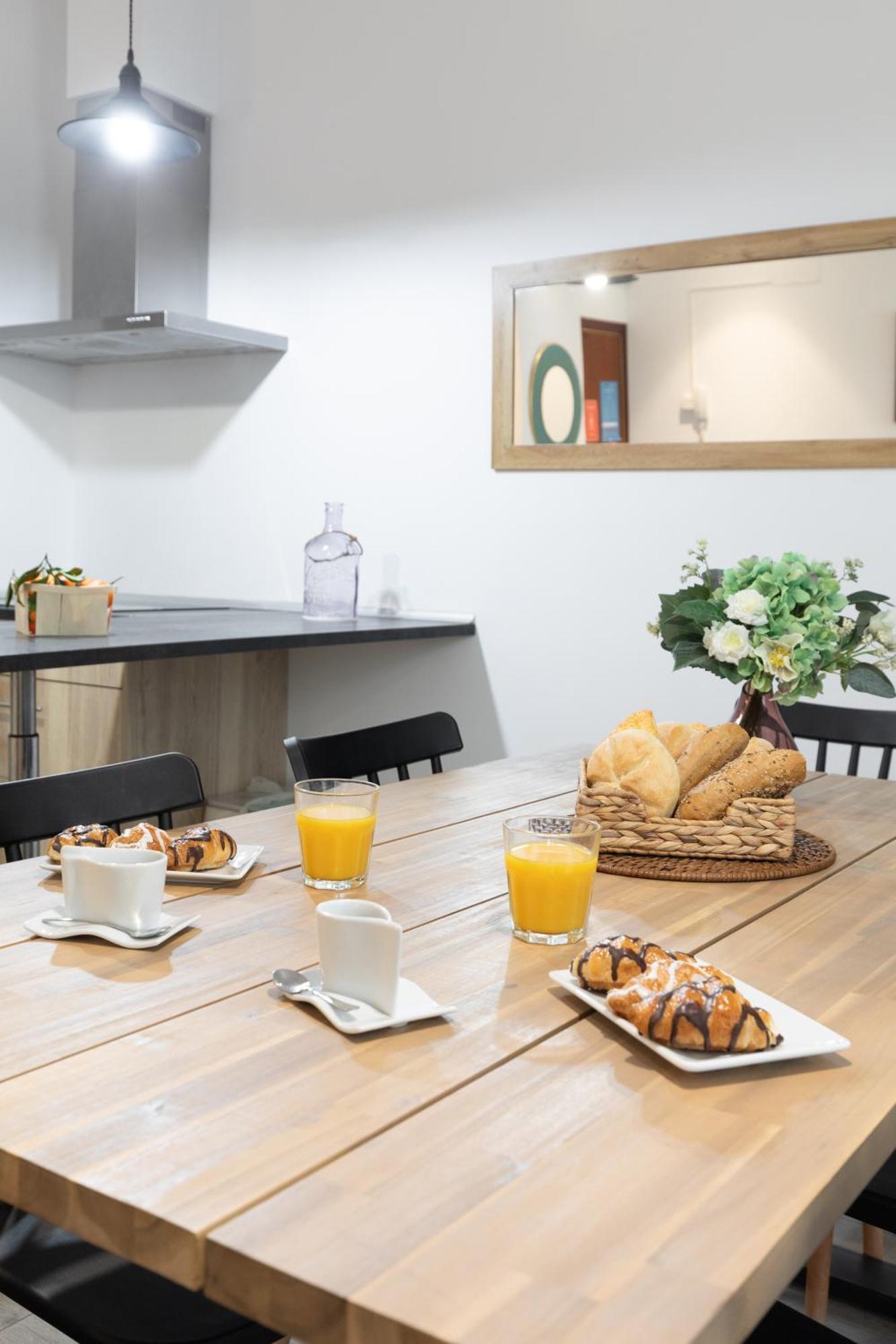 Travel Habitat Ayuntamiento Appartement Valencia Buitenkant foto